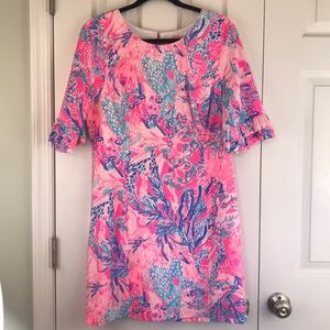 Lilly Pulitzer Fiesta Stretch, Size 12. Like new. Pet free, smoke free.
